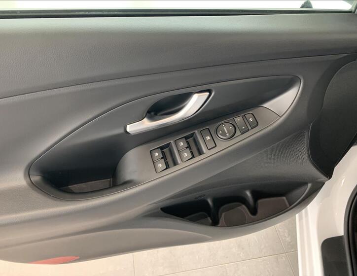 Hyundai i30 23