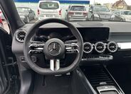 Mercedes-Benz GLB 11