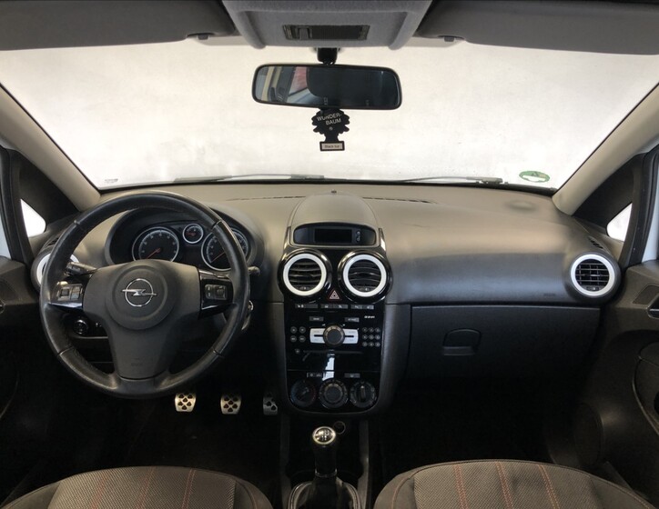 Opel Corsa 13