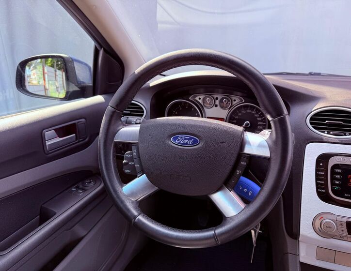 Ford Focus 14