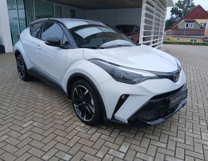 Toyota C-HR 8