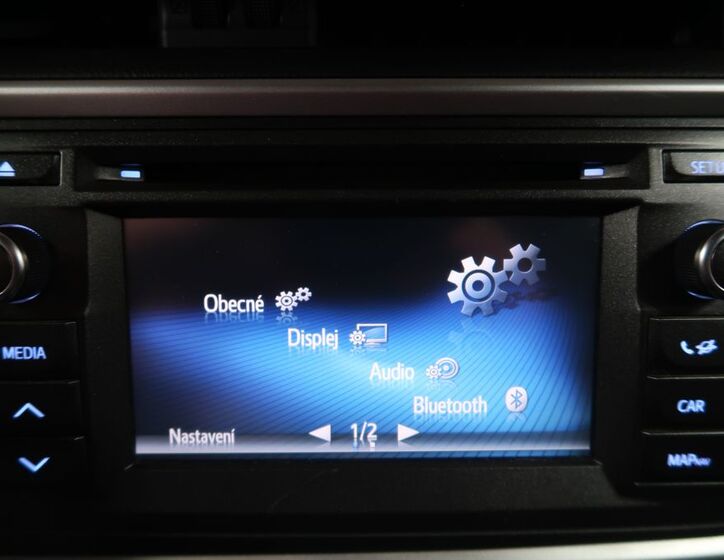 Toyota Auris 20