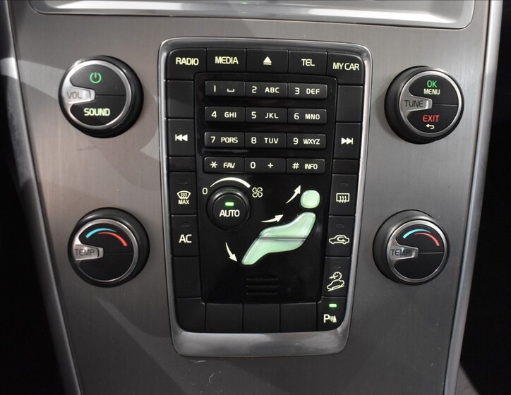 Volvo XC60 15