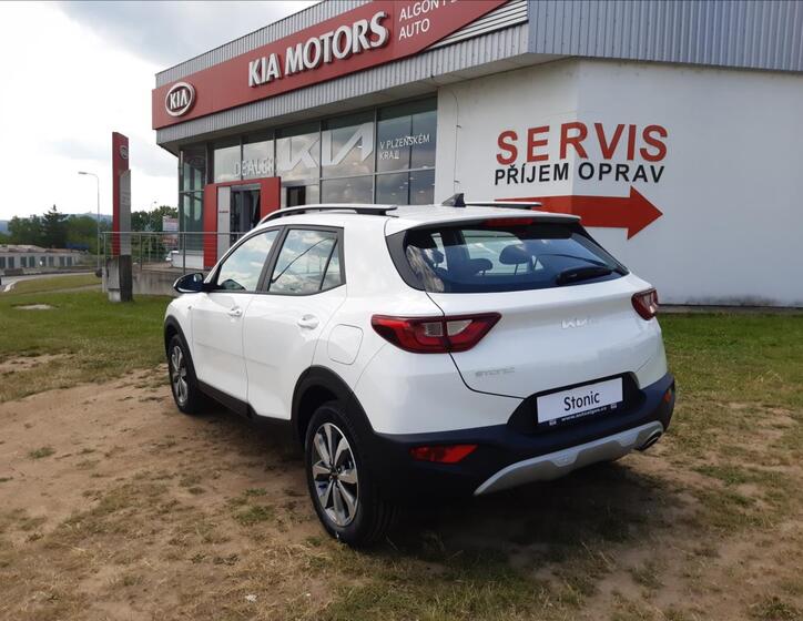 KIA Stonic 3