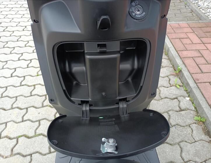 Peugeot Ostatní 7