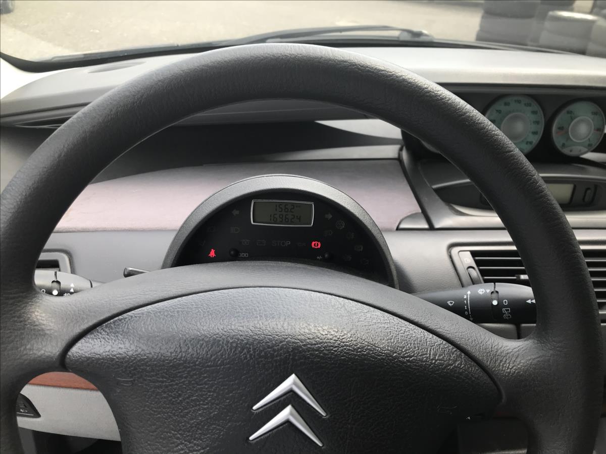 Citroën C8
