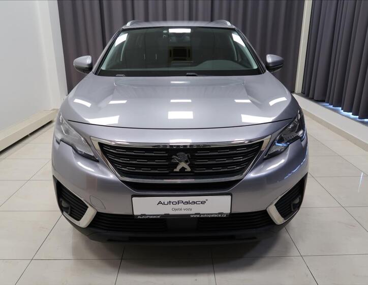 Peugeot 5008 2