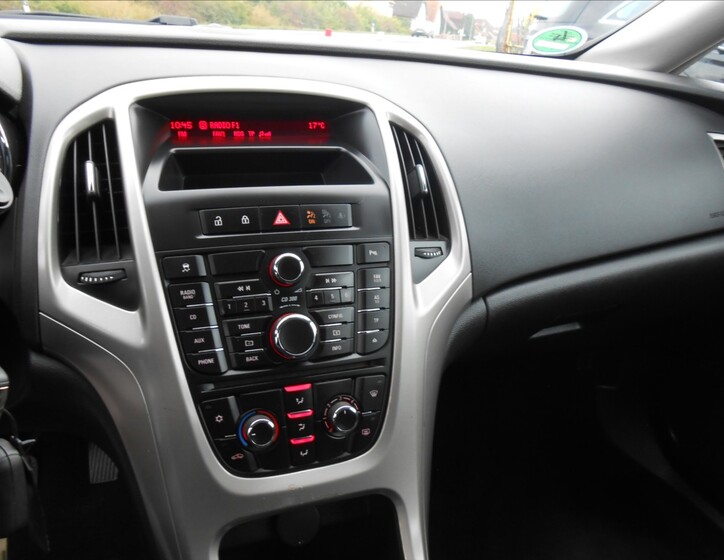 Opel Astra 14