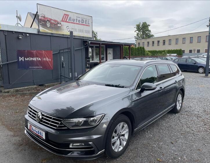 Volkswagen Passat 2