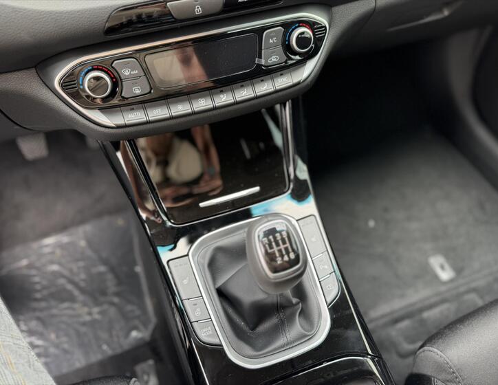 Hyundai i30 8
