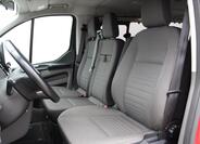 Ford Tourneo Custom 11