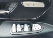 Mercedes-Benz Vito 12