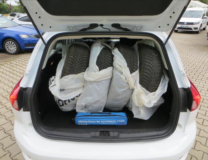 Ford Focus 7