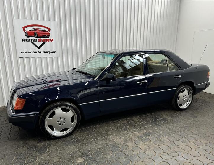 Mercedes-Benz 124 3