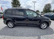 Volkswagen Touran 8