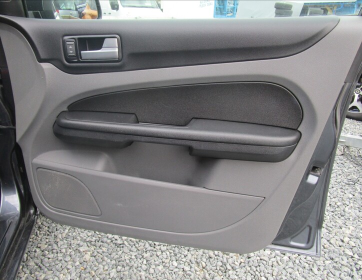Ford Focus 19