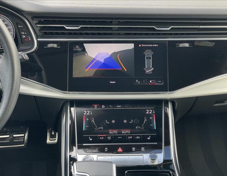 Audi Q7 12