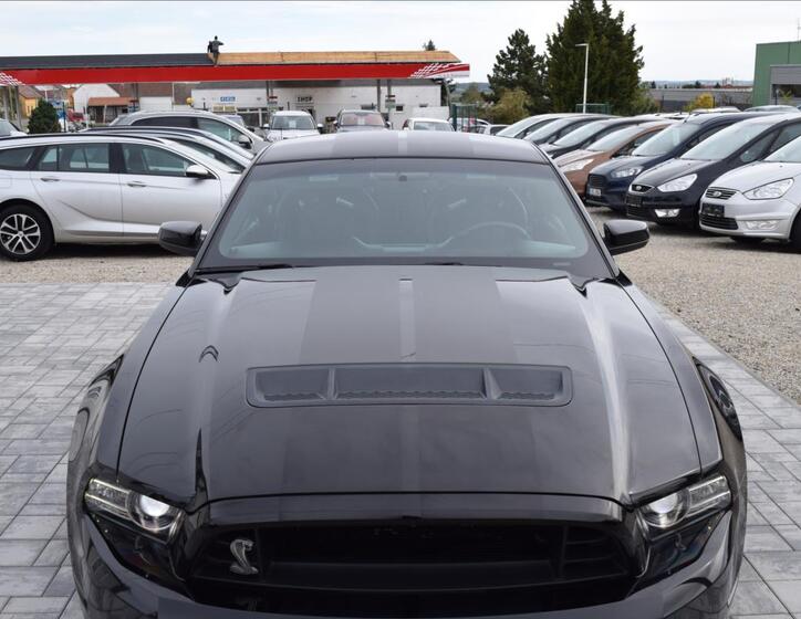 Ford Mustang 3