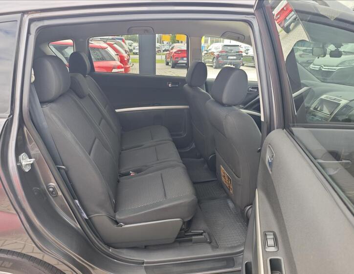 Toyota Corolla Verso 15
