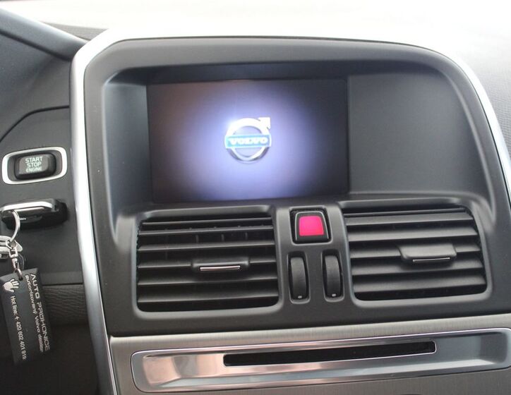 Volvo XC60 10
