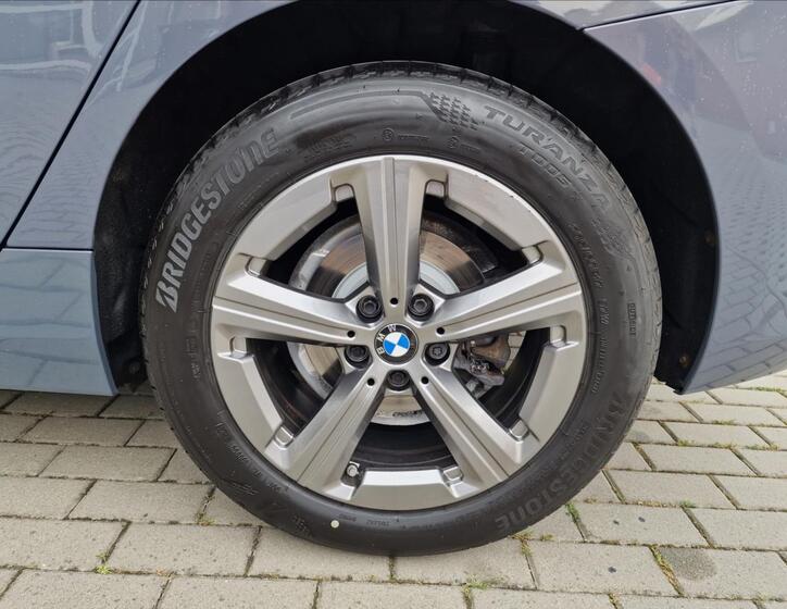 BMW Řada 2 42