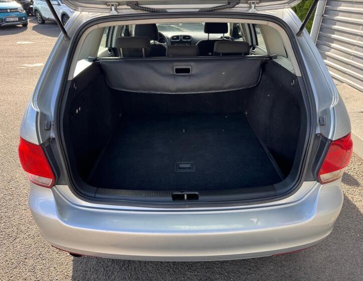 Volkswagen Golf 10