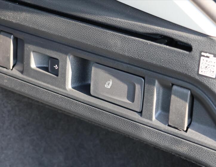 Škoda Superb 12