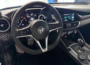 Alfa Romeo Giulia 18
