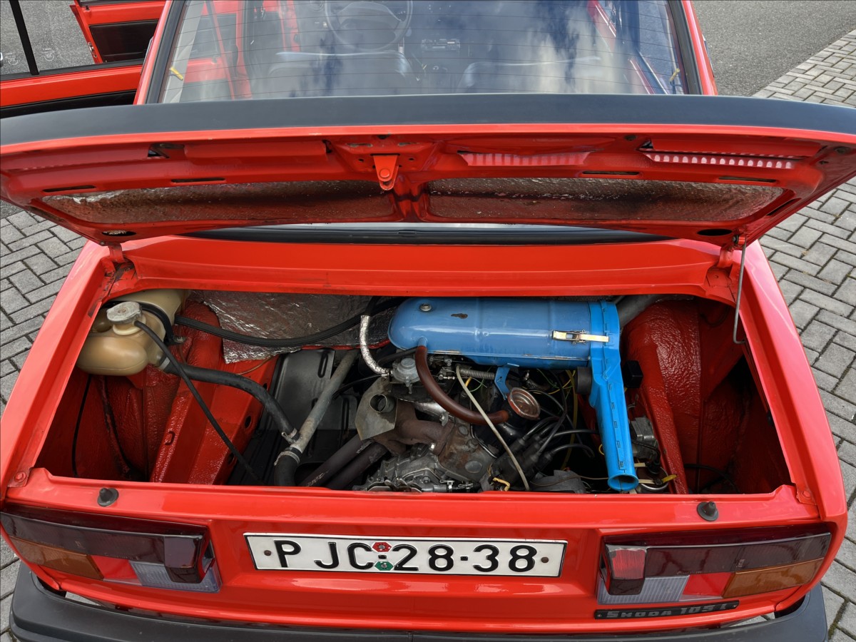 Škoda 105
