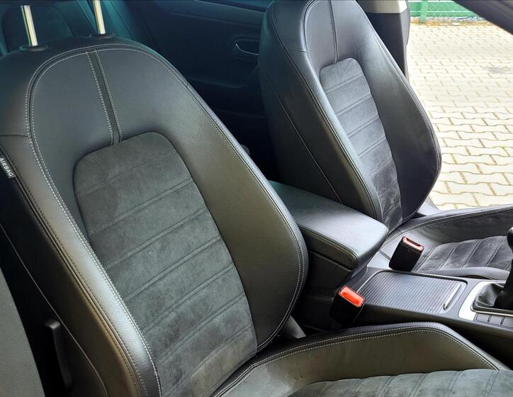 Volkswagen Passat CC 28
