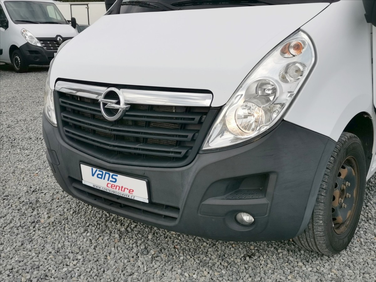Opel Movano