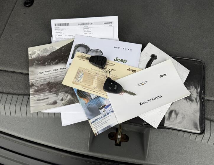 Jeep Grand Cherokee 23