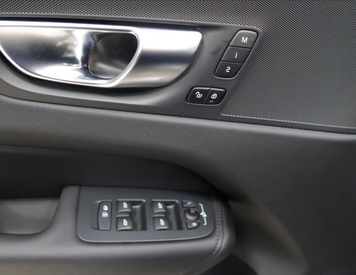 Volvo XC60 15