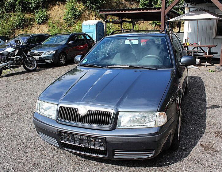 Škoda Octavia 1