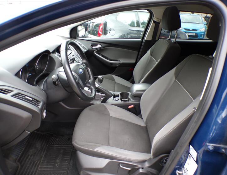 Ford Focus 13