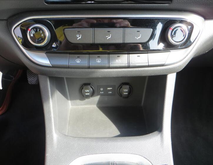 Hyundai i30 15