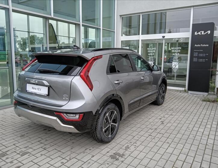KIA Niro 4