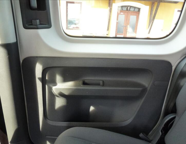Volkswagen Caddy 16
