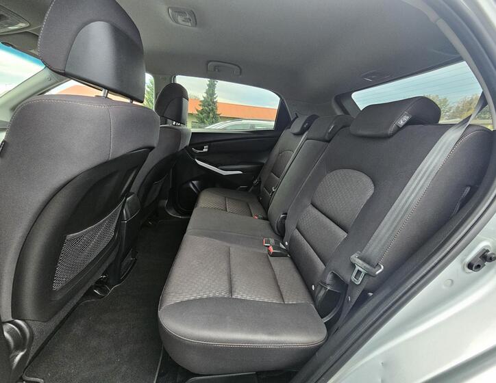 SsangYong Korando 33