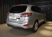 Hyundai Santa Fe 4