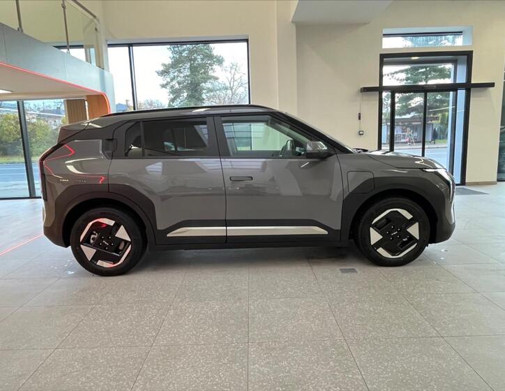KIA EV3 4