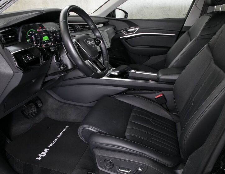Audi e-tron 10
