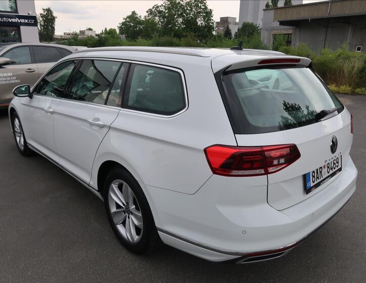 Volkswagen Passat 4