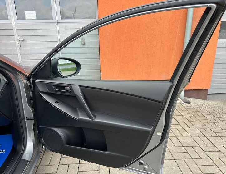 Mazda 3 22