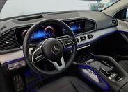 Mercedes-Benz GLE 9