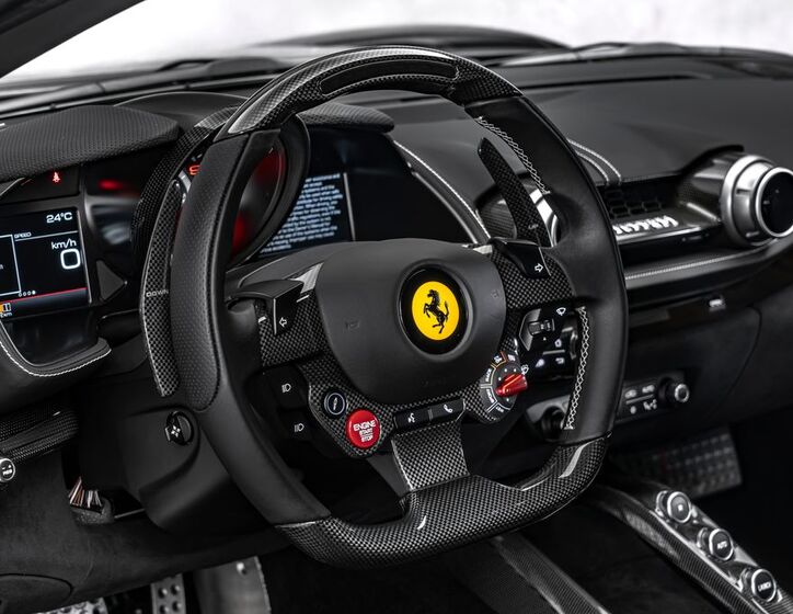 Ferrari 812 16