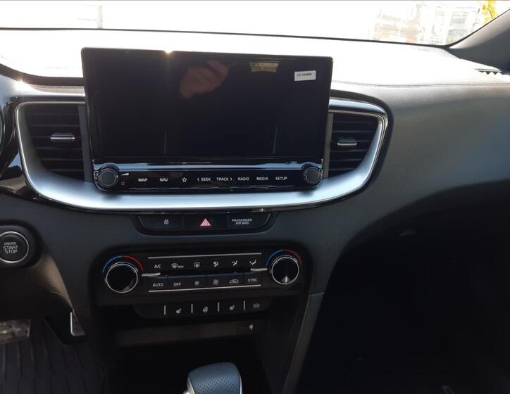 KIA ProCeed 13