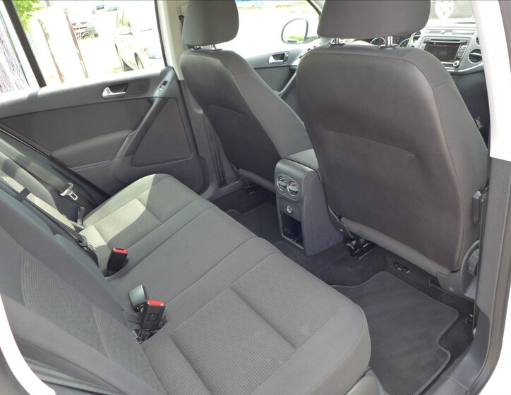 Volkswagen Tiguan 29