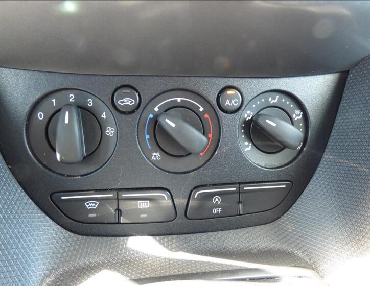 Ford Transit Connect 25