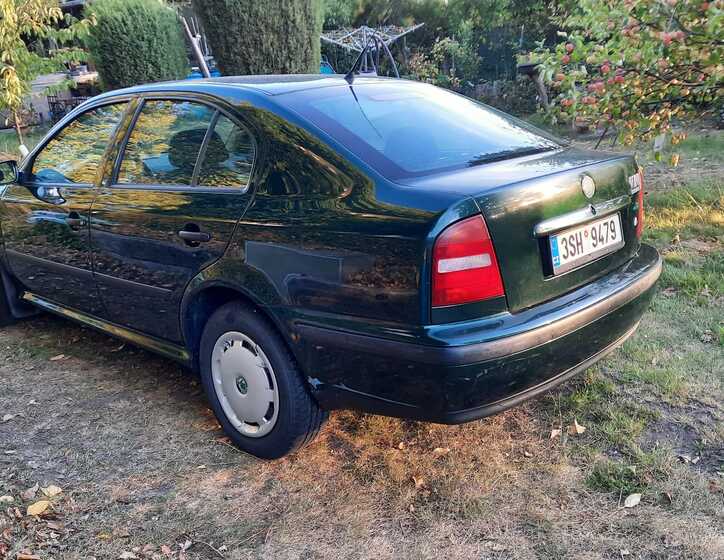 Škoda Octavia 1